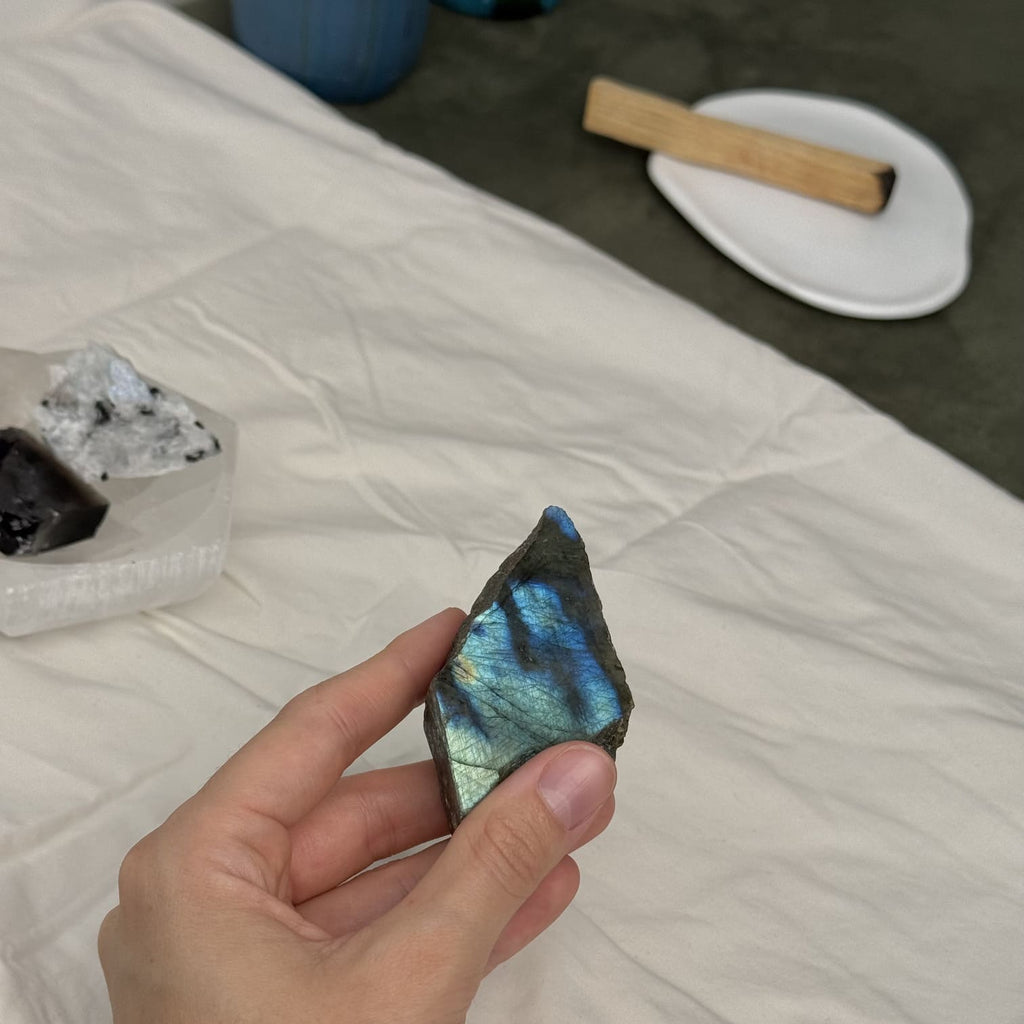 3 maneras de usar minerales para enraizarte 🌿