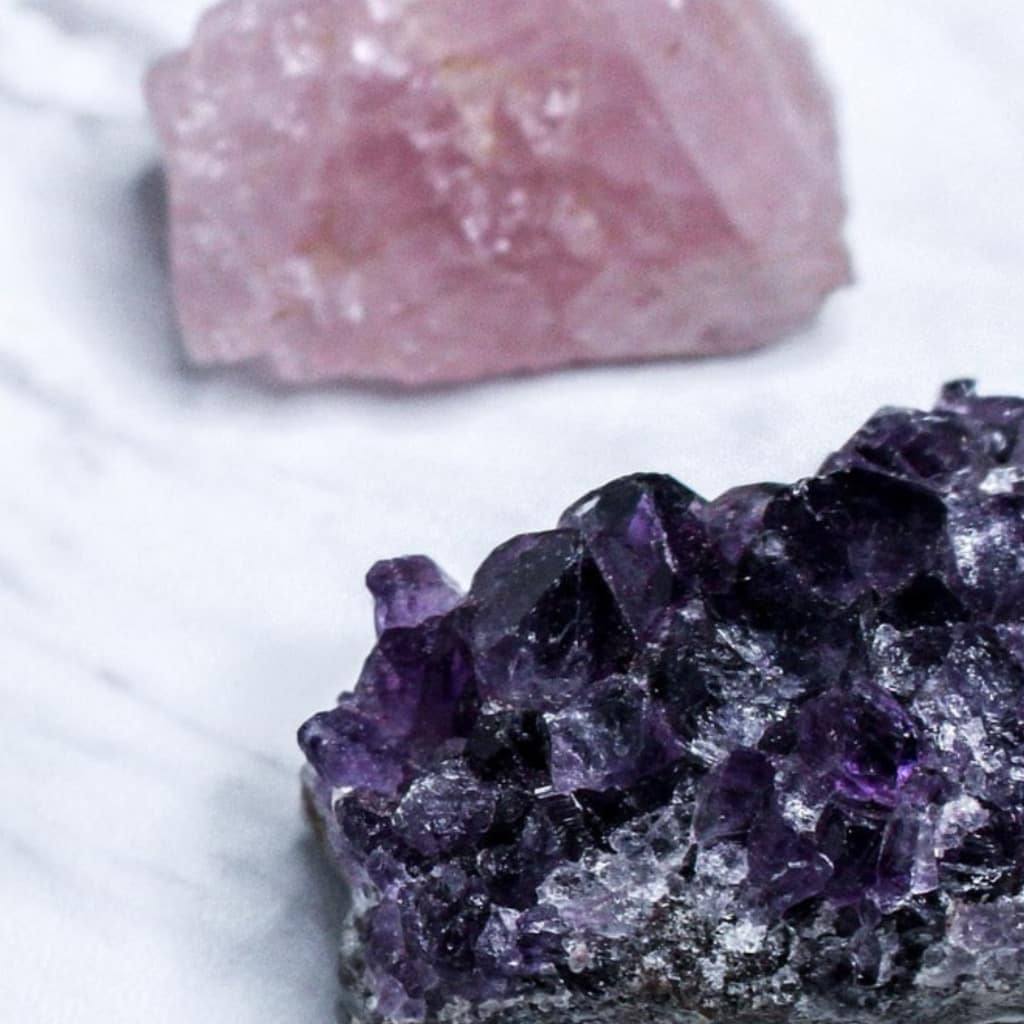 Cómo cerrar tu año con cristales, limpieza y nuevos comienzos