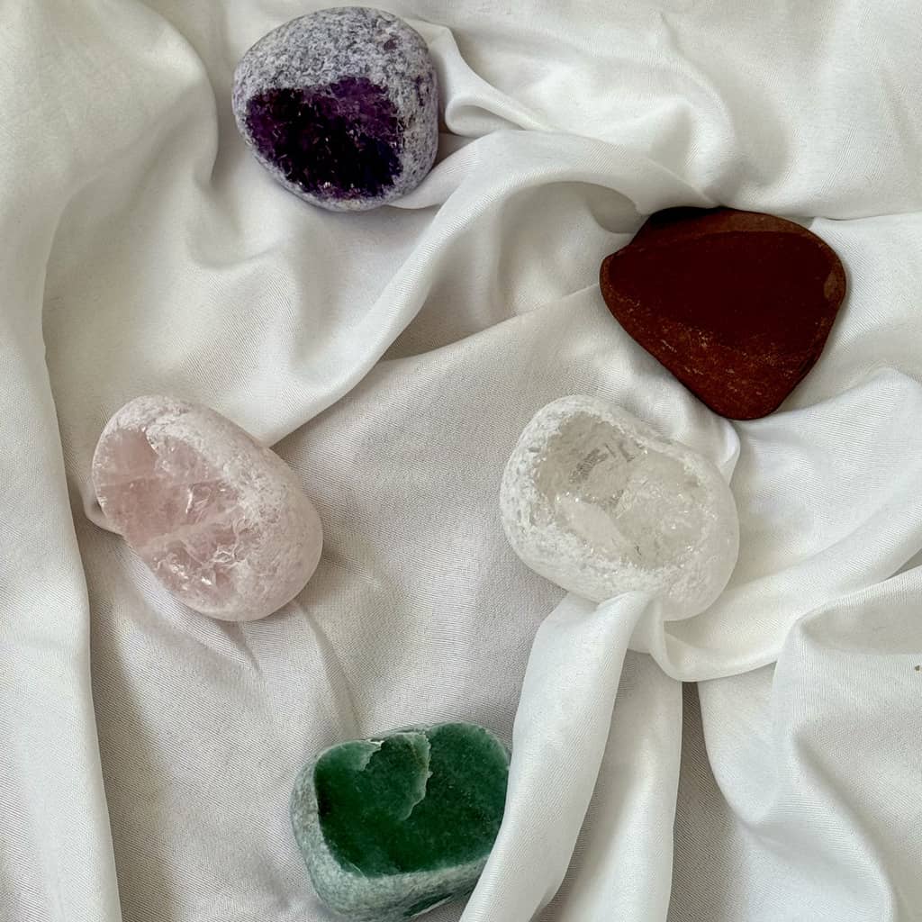 Equilibrio emocional con gemas: el arte de volver al centro