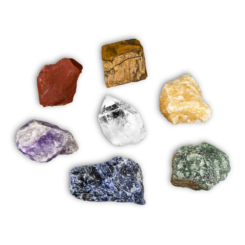 Minerales en bruto y masivos desde cristal de roca, amatista, ojo de tigre, aventurina, sodalita, lapislázuli, obsidiana, jaspe, esmeralda