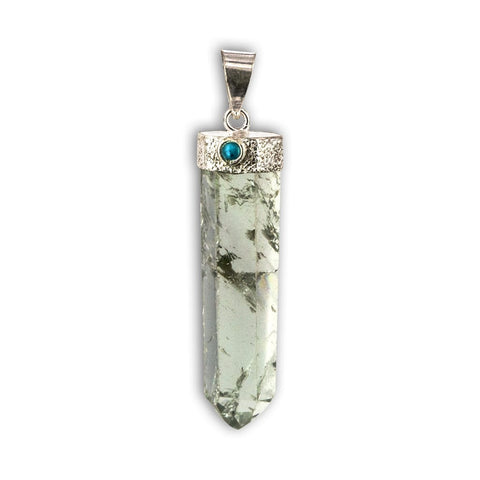 Colgante de Punta de Cuarzo verde con Plata