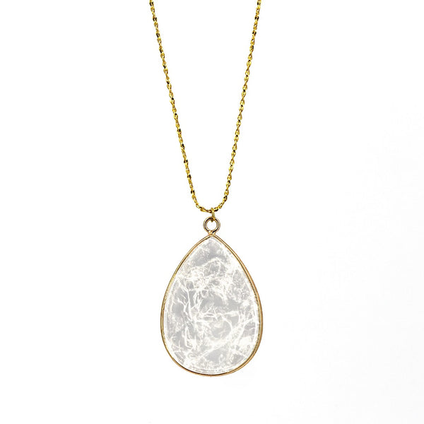 Colgante Lágrima de Cuarzo Cristal de Roca en Acero Dorado | Claridad, Energía y Purificación