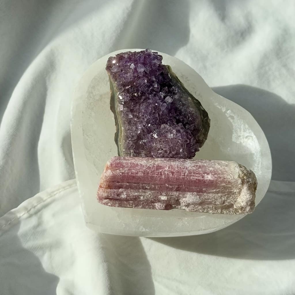 Cuenco corazon selenita con bodegon